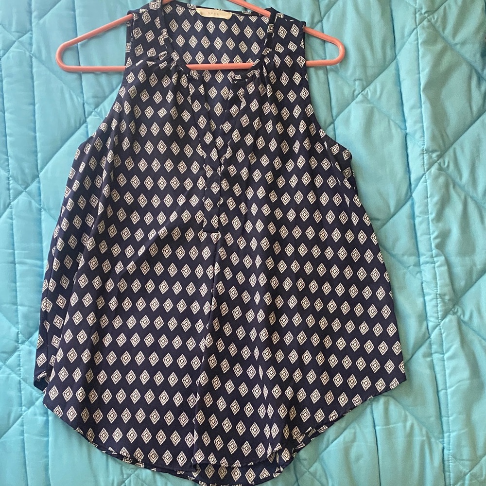 Lush Navy Geometric Sleeveless Blouse